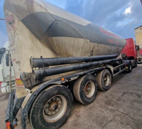 Полуремарке Spitzer Циментовозно буре, снимка 4