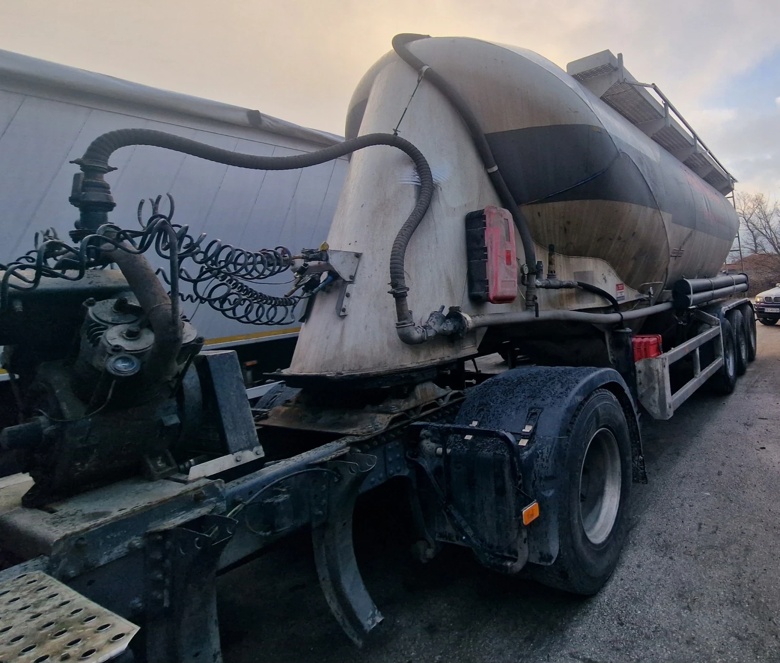 Полуремарке Spitzer Циментовозно буре, снимка 5 - Ремаркета - 53487205