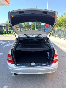 Mercedes-Benz C 200, снимка 9