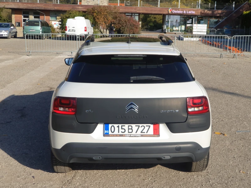 Citroen C4 Cactus 1.6HDI* НАВИ* ПАНОРАМА* КОЖА, снимка 6 - Автомобили и джипове - 47825570