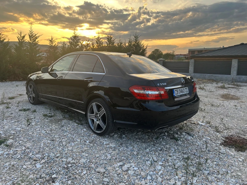 Mercedes-Benz E 500 AMG-line 4-matic, снимка 4 - Автомобили и джипове - 48750138