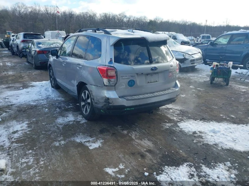 Subaru Forester 2.5i Premium 4x4, снимка 4 - Автомобили и джипове - 48787961