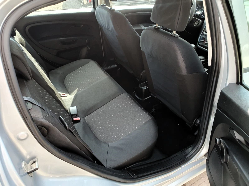 Fiat Punto 1.4 LPG Grande/Dynamic, снимка 11 - Автомобили и джипове - 50964950