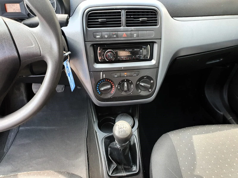 Fiat Punto 1.4 LPG Grande/Dynamic, снимка 9 - Автомобили и джипове - 50964950