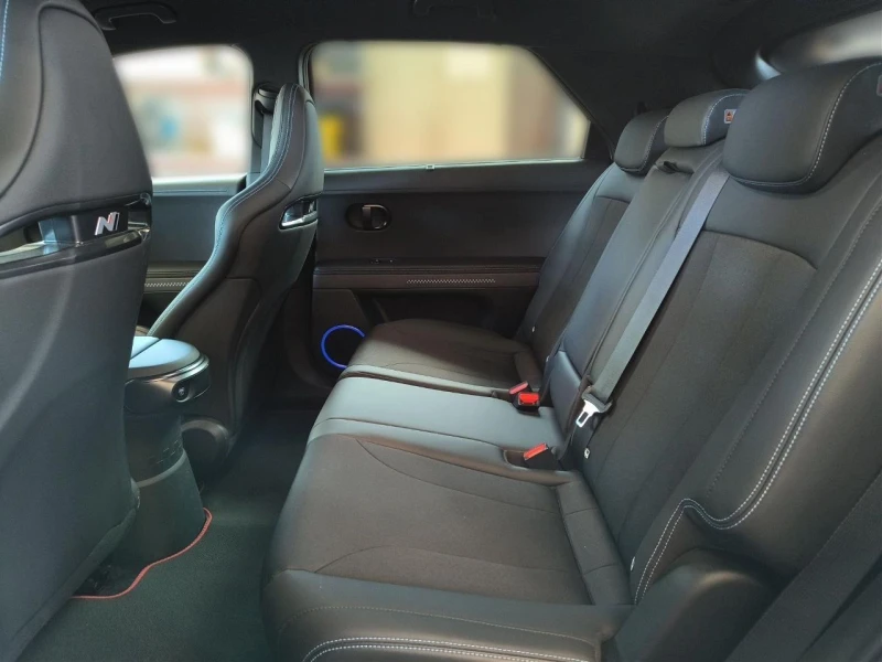 Hyundai Ioniq 5 N* PERFORMANCE* 4WD* DISTR* KEYLESS* HUD* 360 CAM*, снимка 10 - Автомобили и джипове - 51200246
