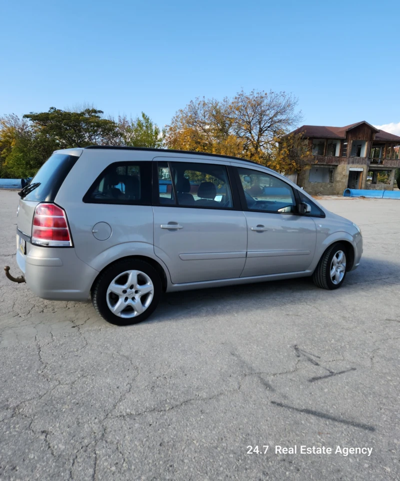 Opel Zafira, снимка 3 - Автомобили и джипове - 52200800