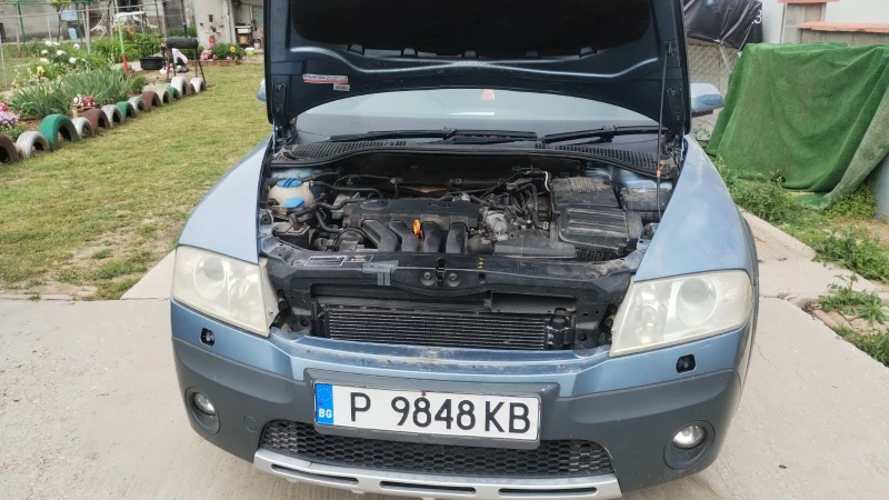 Skoda Octavia Scout 4x4, снимка 2 - Автомобили и джипове - 52614058