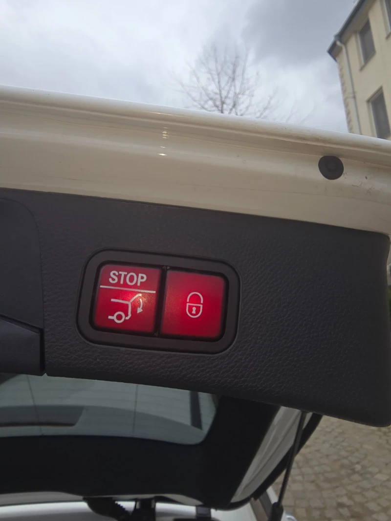 Mercedes-Benz C 250 AMG PACK, снимка 15 - Автомобили и джипове - 53010104