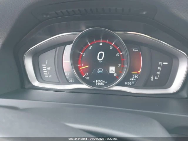 Volvo S60 CROSS COUNTRY T5 PLATINUM, снимка 7 - Автомобили и джипове - 49339831