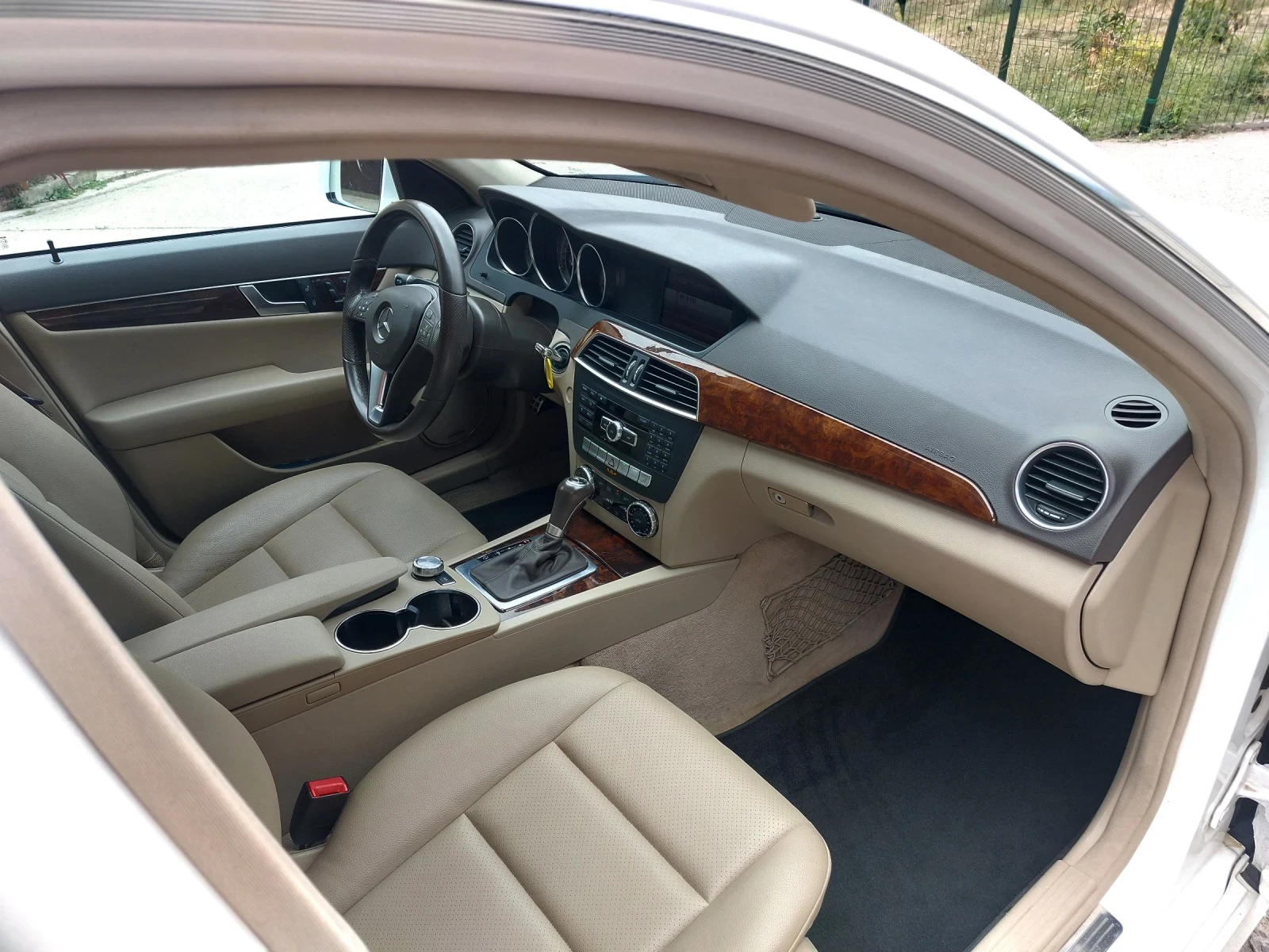 Mercedes-Benz C 300 4-MATIC  115 000 KM. | Mobile.bg   12