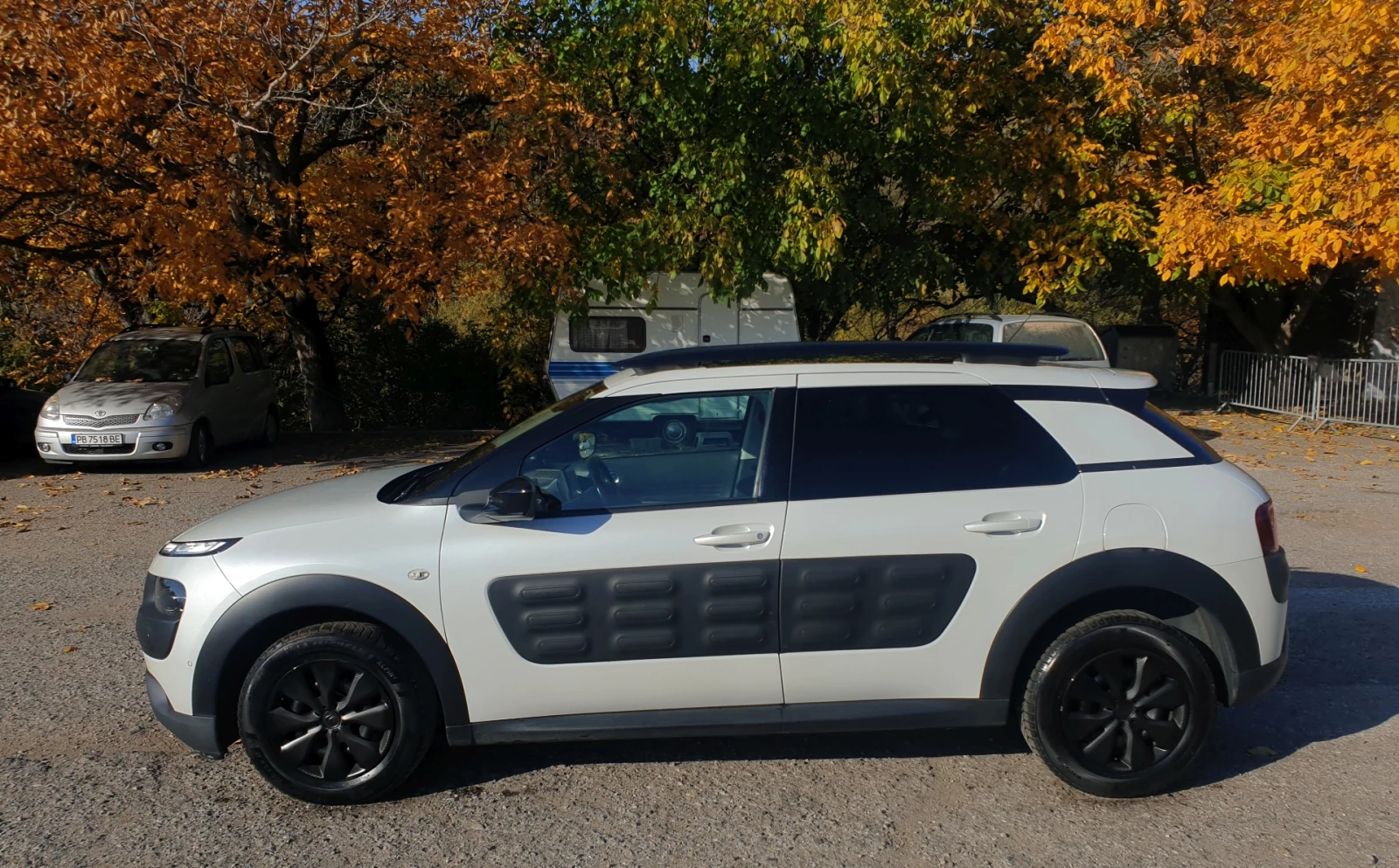 Citroen C4 Cactus 1.6HDI* НАВИ* ПАНОРАМА* КОЖА - изображение 4