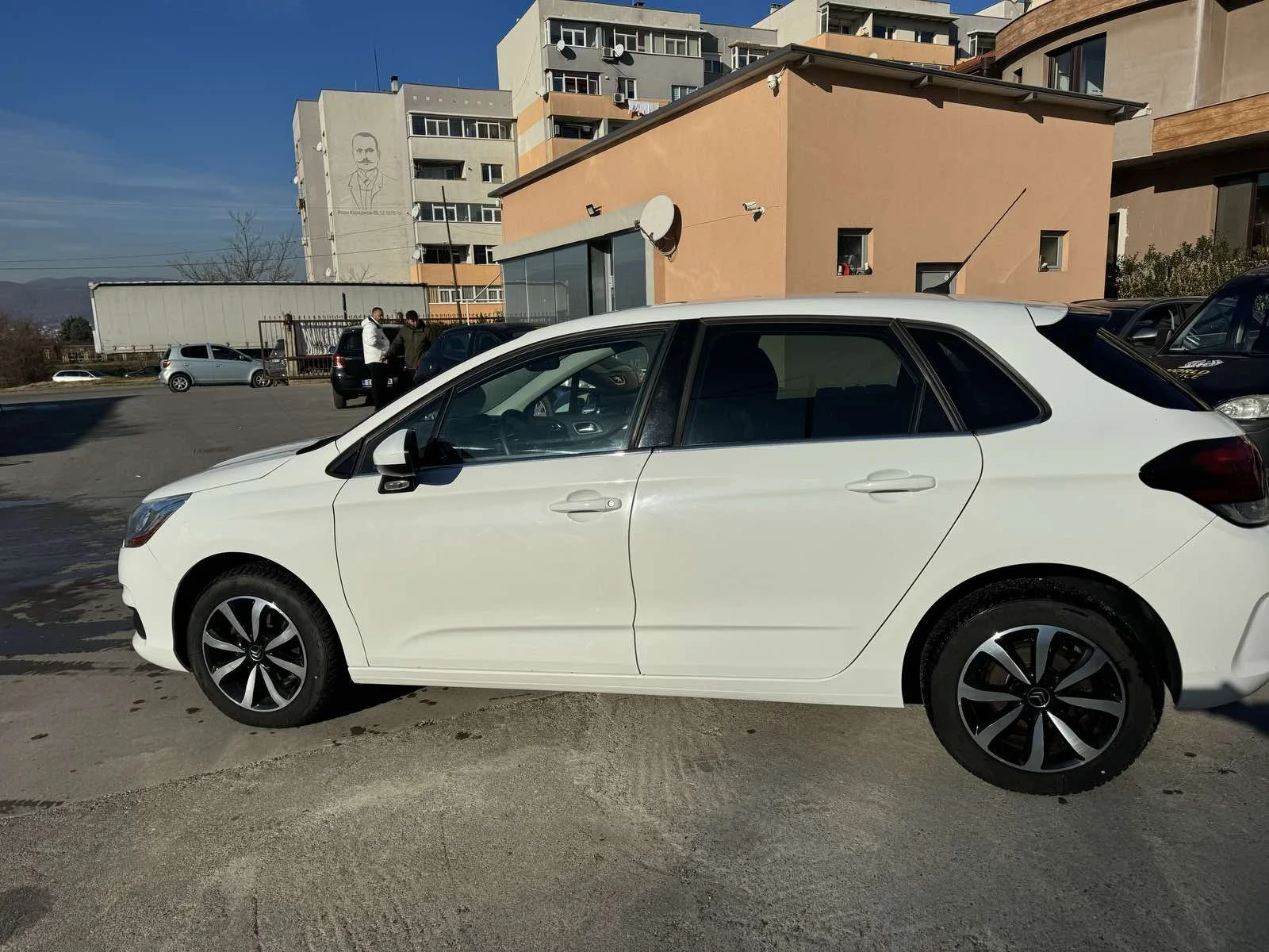 Citroen C4 1.2 PureTech EURO 6B - изображение 8