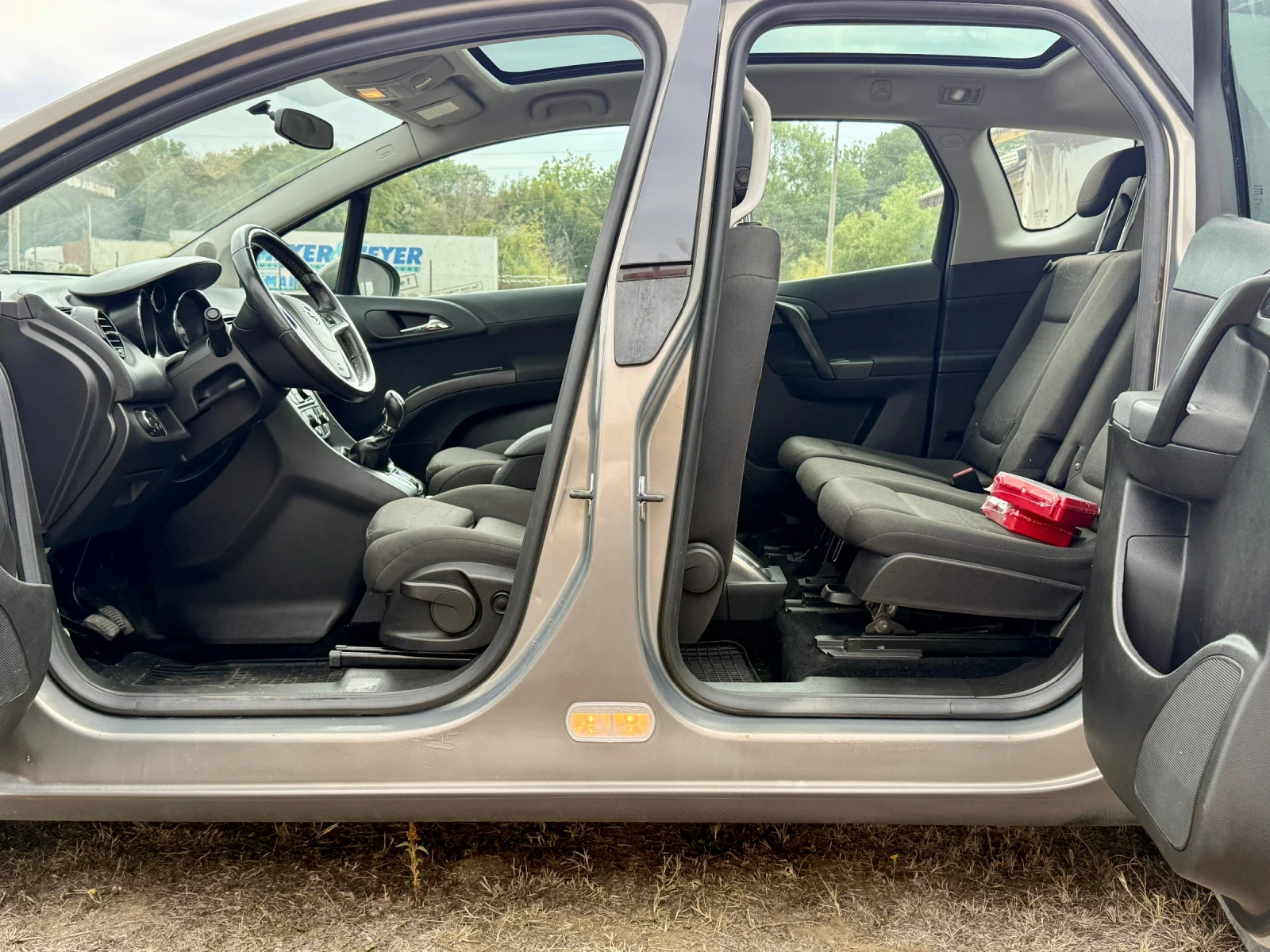 Opel Meriva  - изображение 8