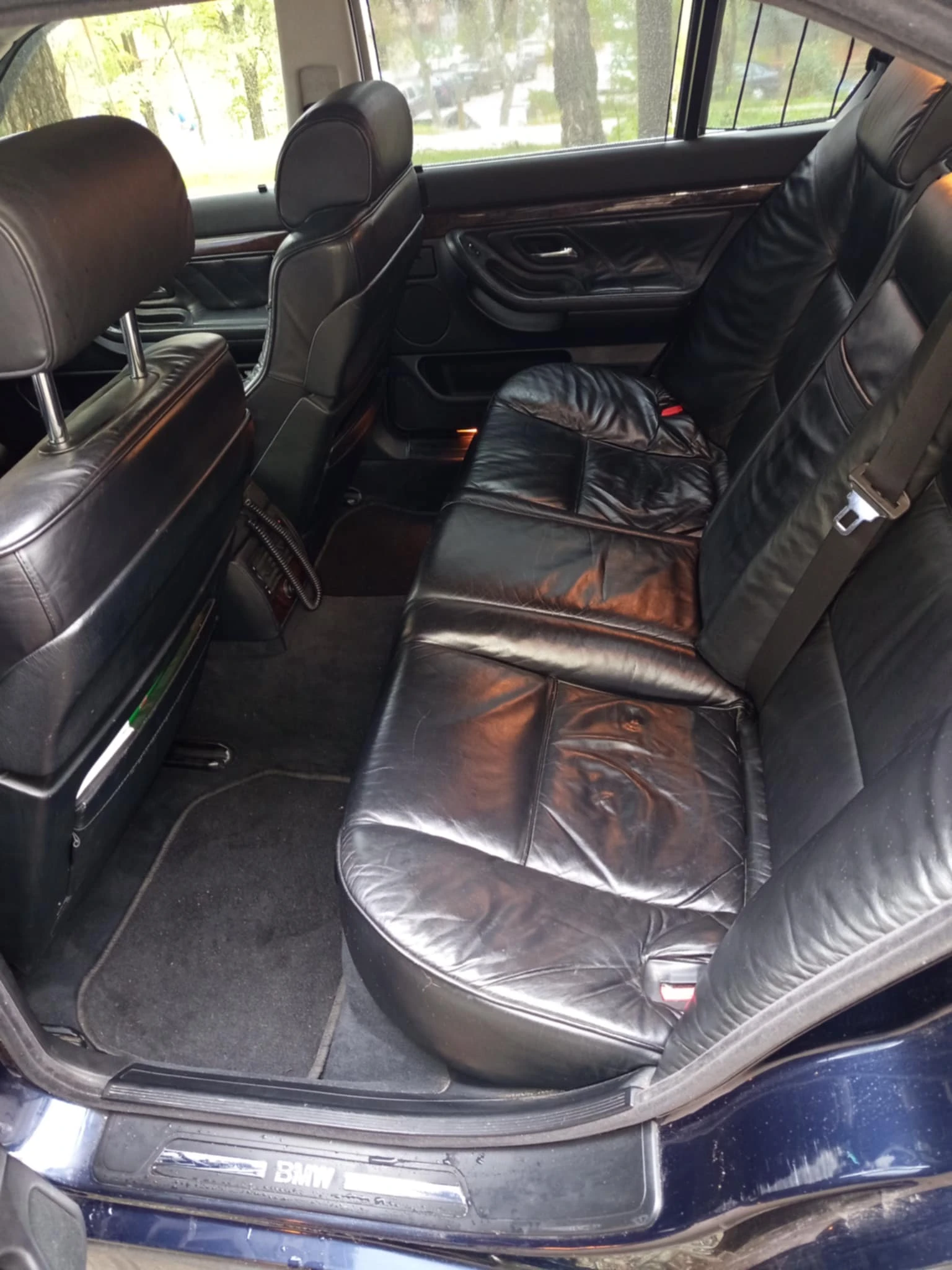 BMW 740  - изображение 7