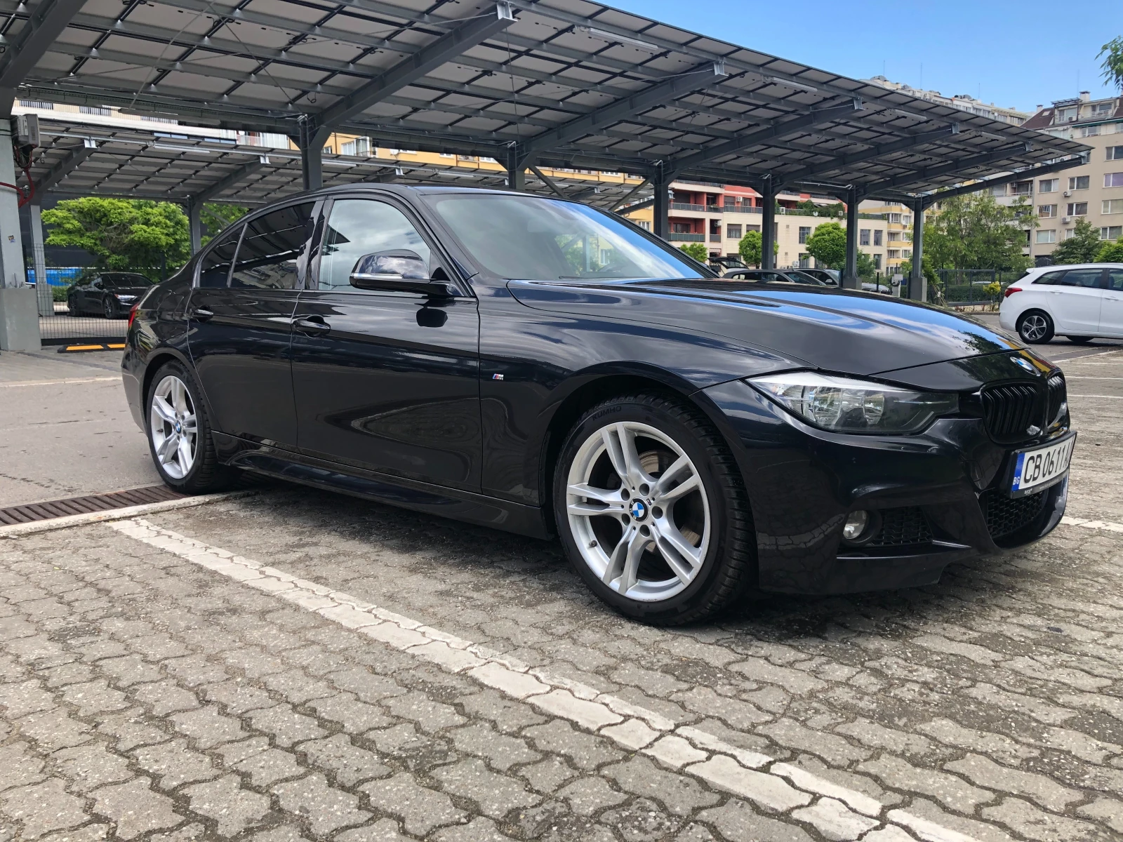 BMW 320 M-Sport, снимка 4 - Автомобили и джипове - 53822341
