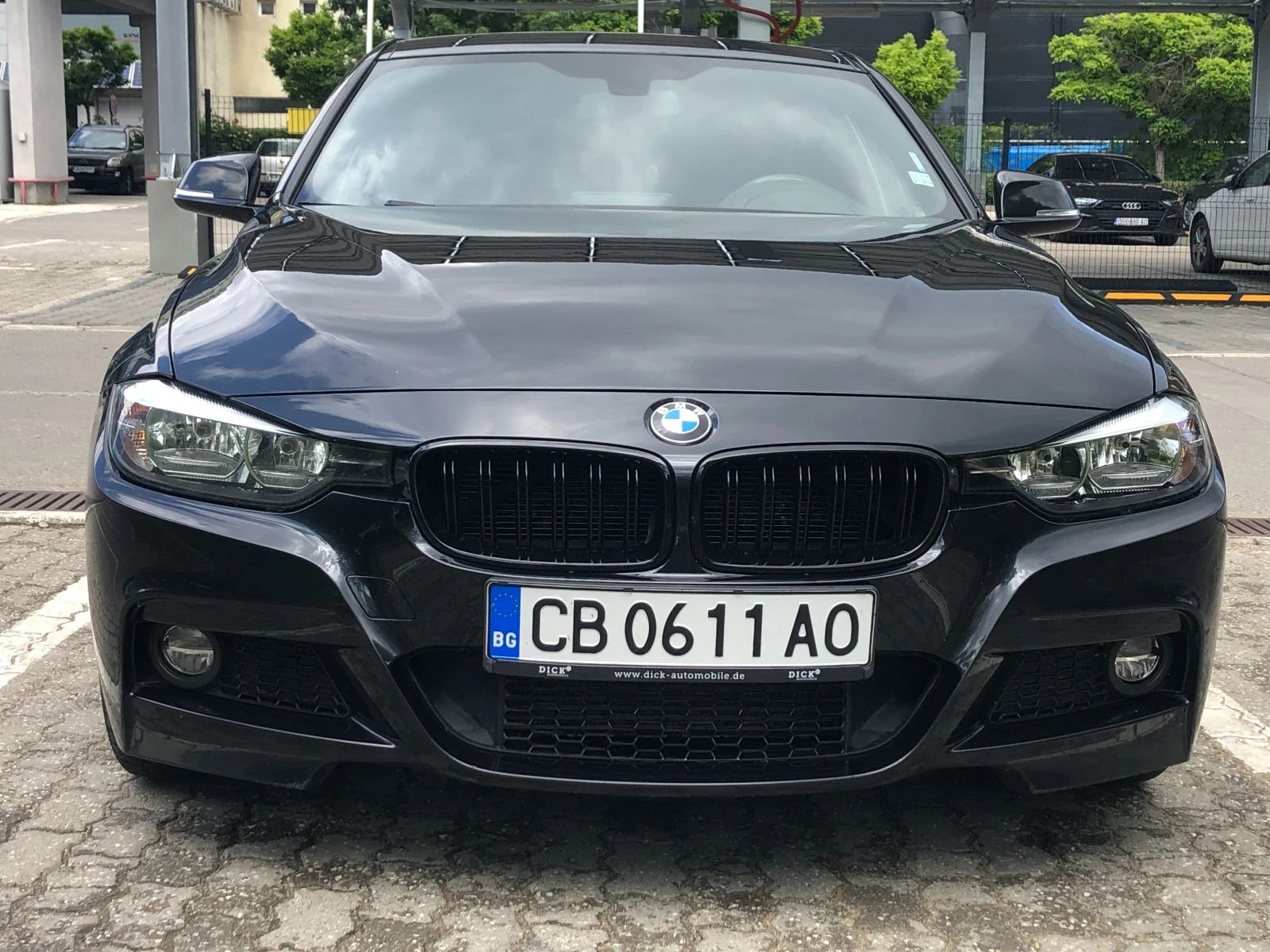 BMW 320 M-Sport, снимка 3 - Автомобили и джипове - 53822341