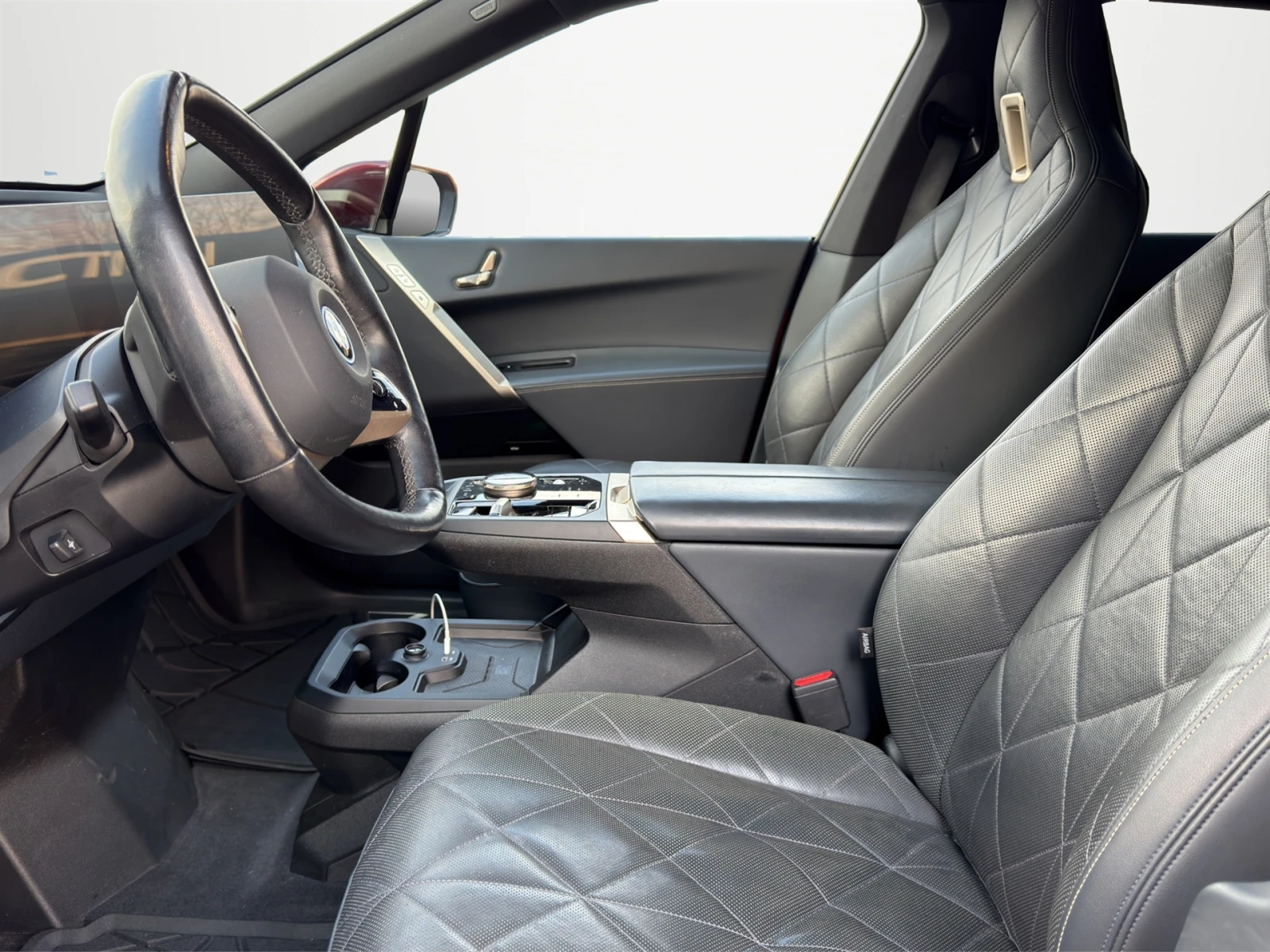 BMW iX xDrive40, снимка 6 - Автомобили и джипове - 53988752