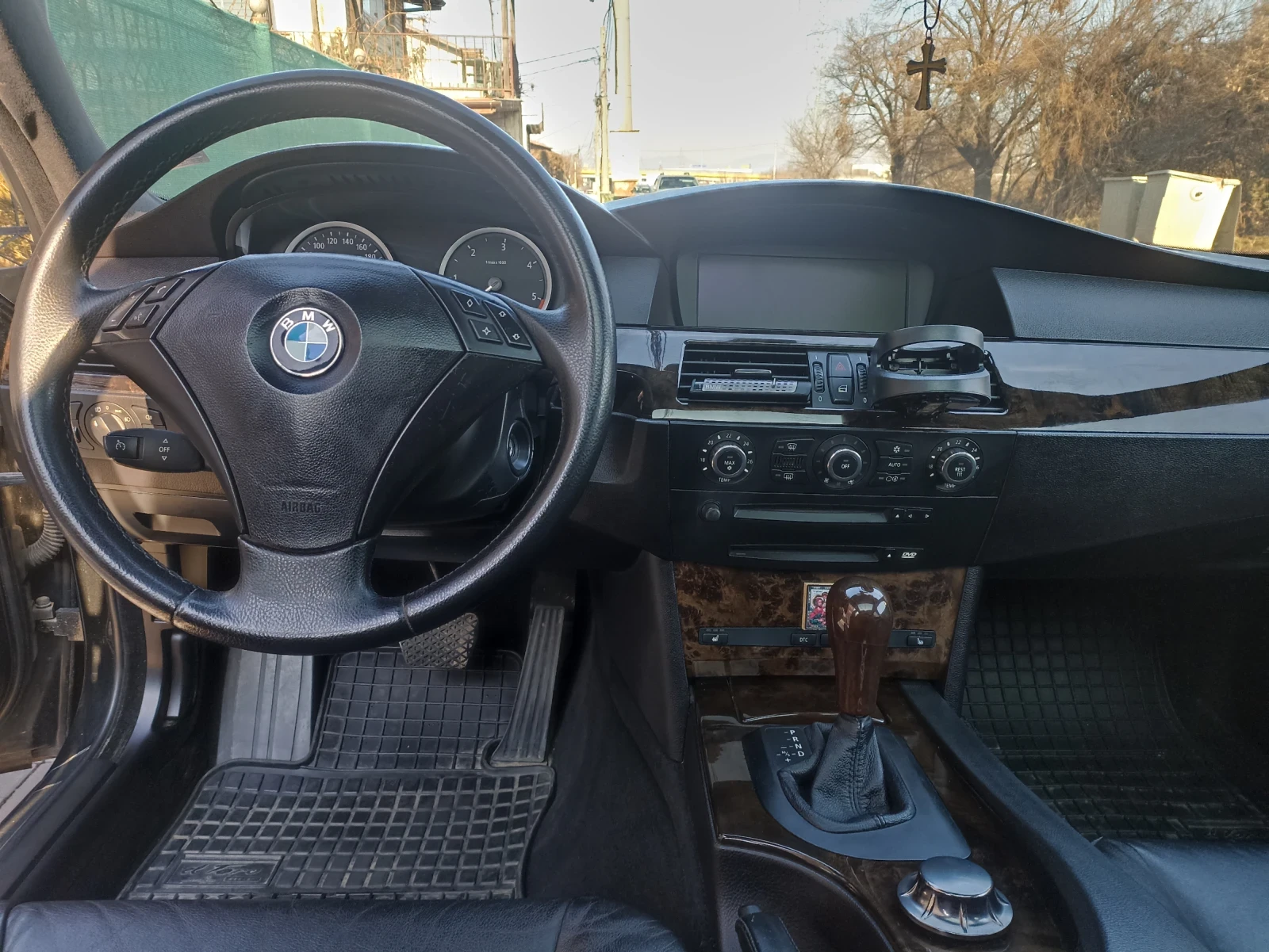 BMW 525 2.5 D, снимка 11 - Автомобили и джипове - 54014811