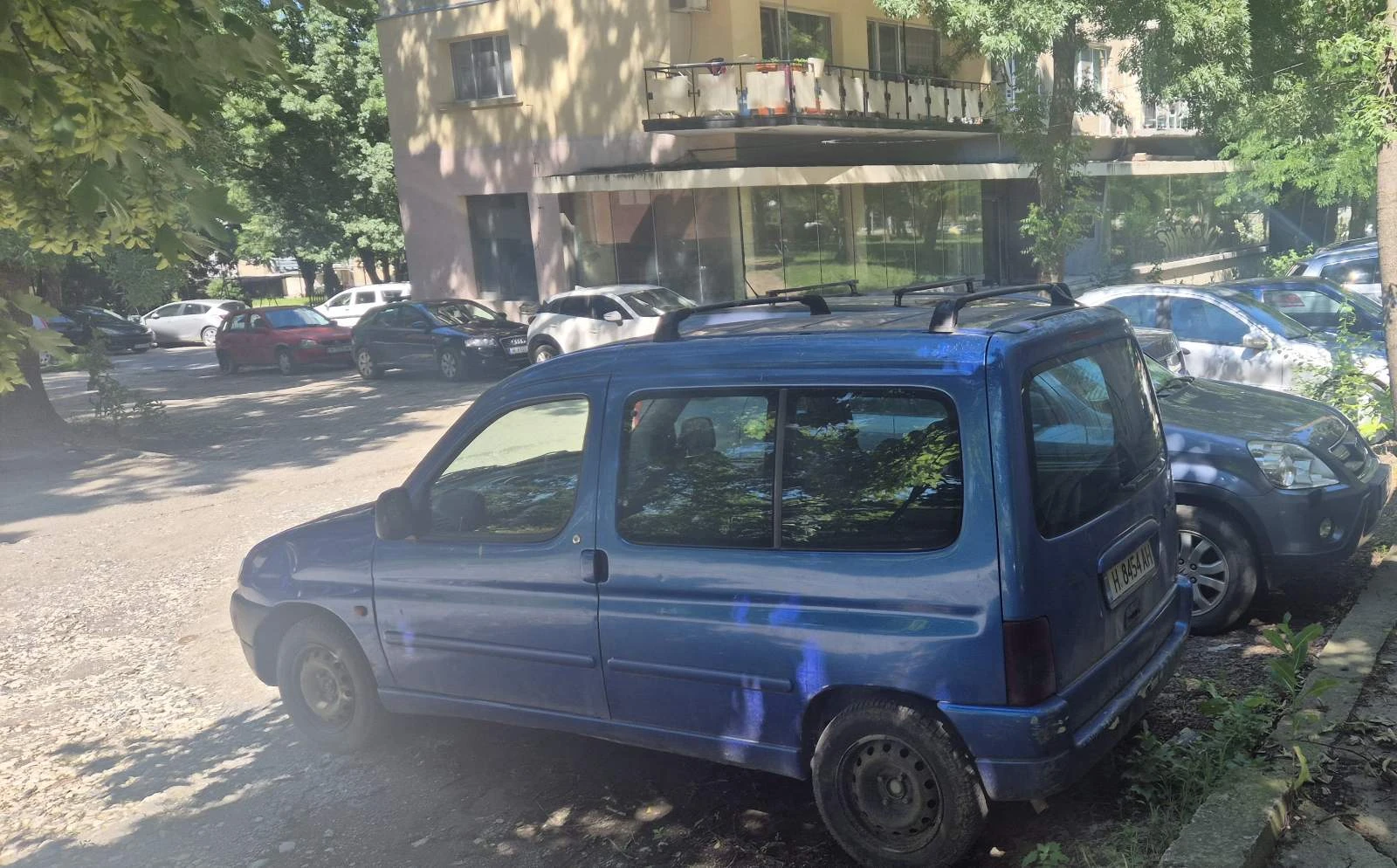 Citroen Berlingo 1.9d, снимка 2 - Автомобили и джипове - 54930395