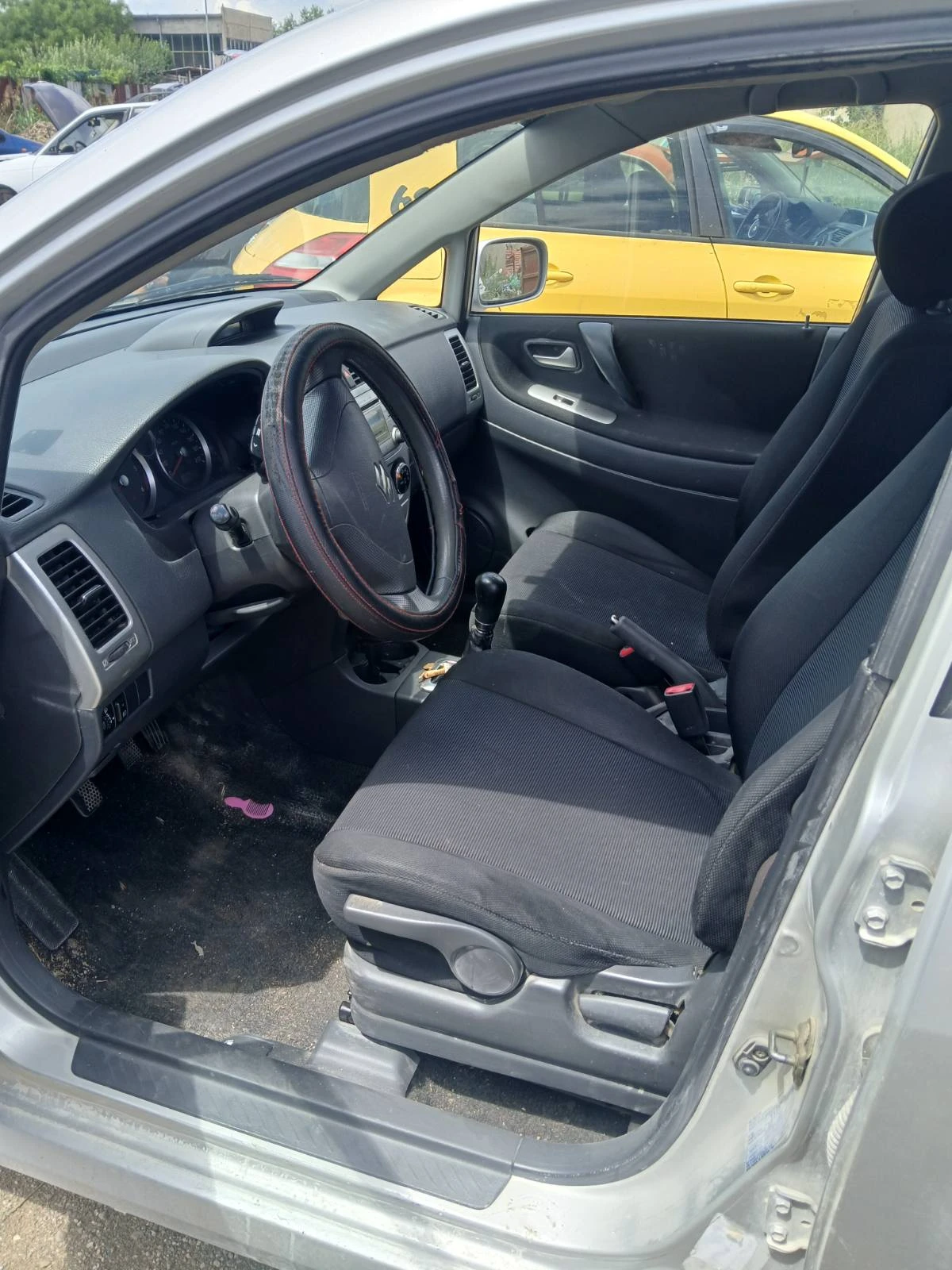 Suzuki Liana | Mobile.bg � ����������� 5
