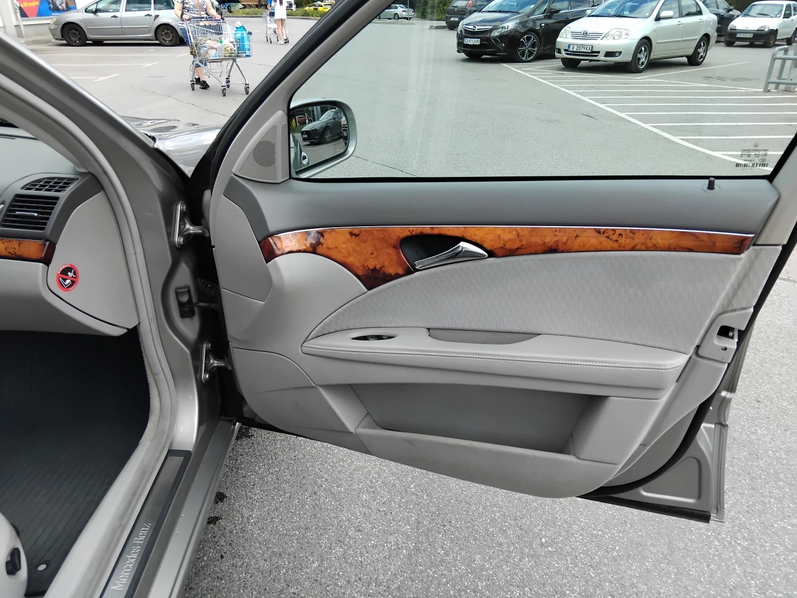Mercedes-Benz E 200 Kompressor , снимка 14 - Автомобили и джипове - 55413513