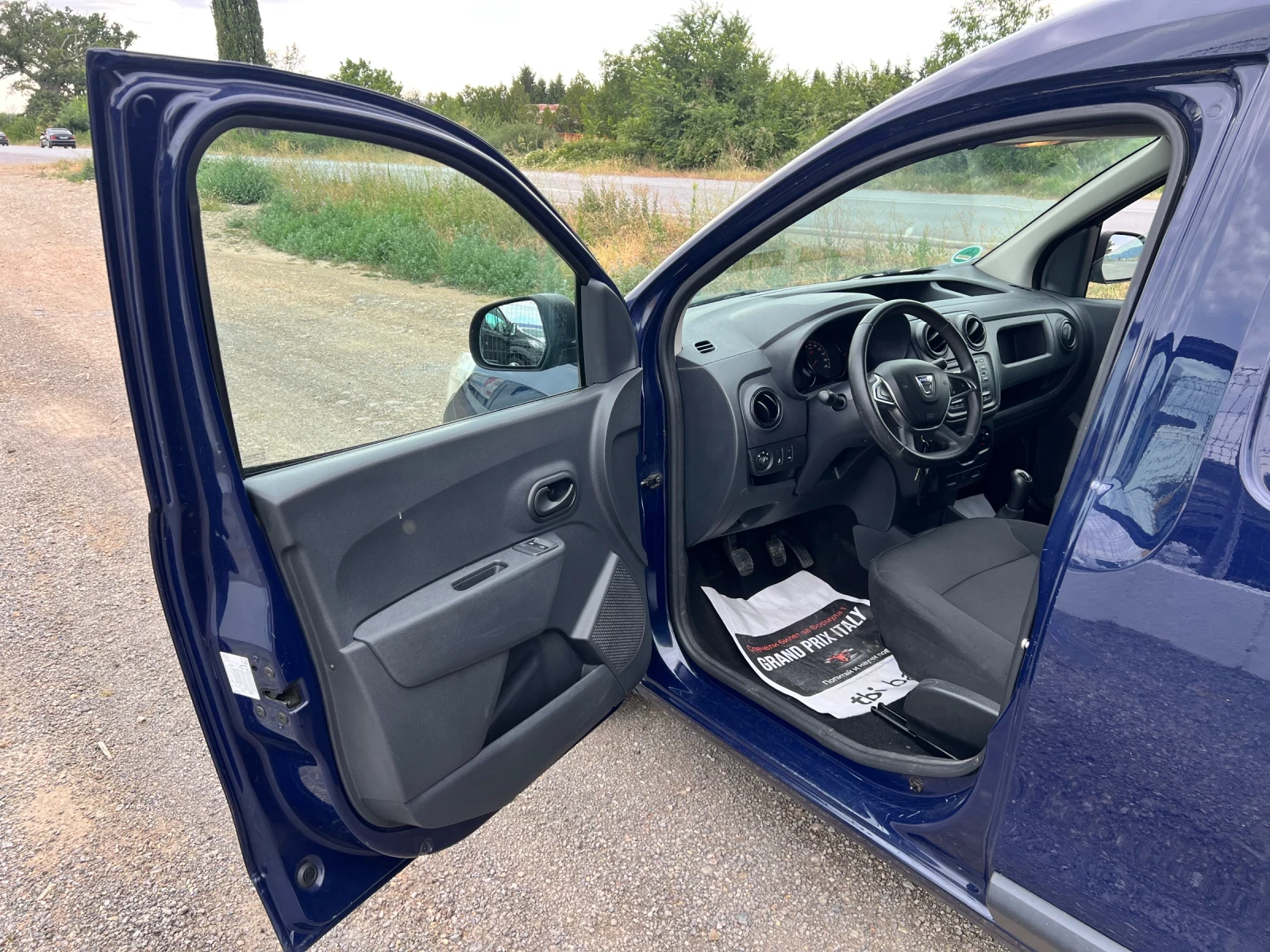 Dacia Dokker Газ бензин клима, снимка 7 - Автомобили и джипове - 55434129