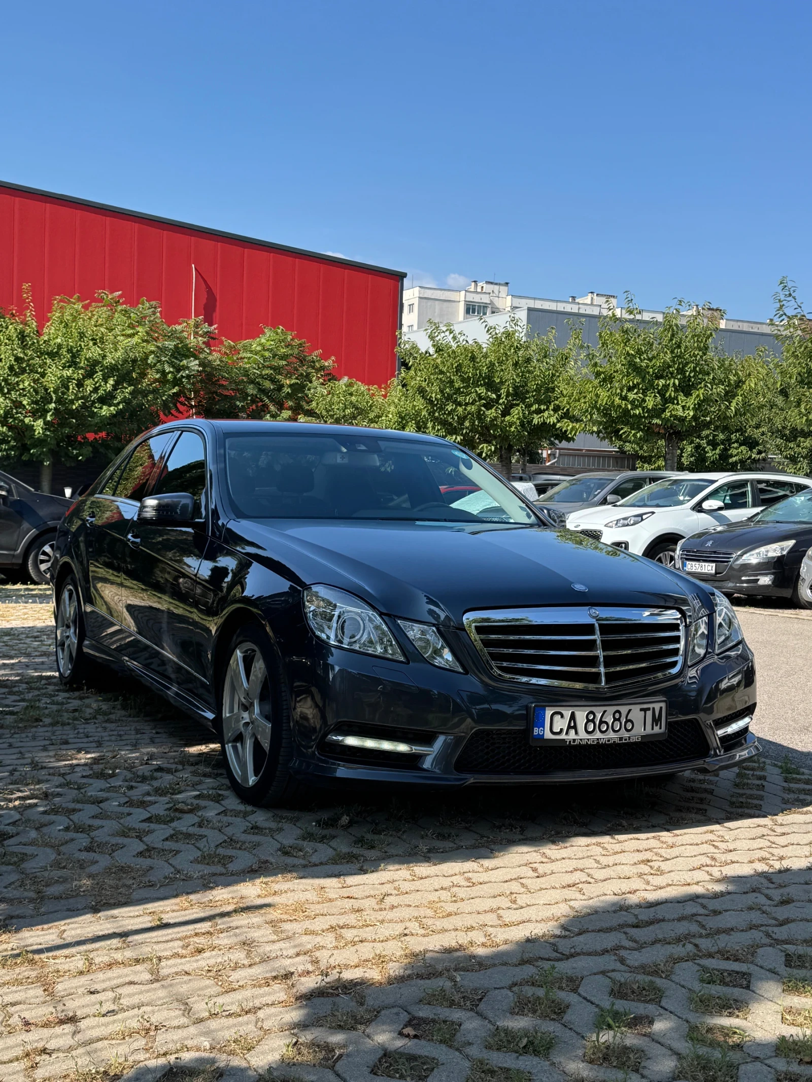 Mercedes-Benz E 350 AMG Pack, снимка 2 - Автомобили и джипове - 55623218