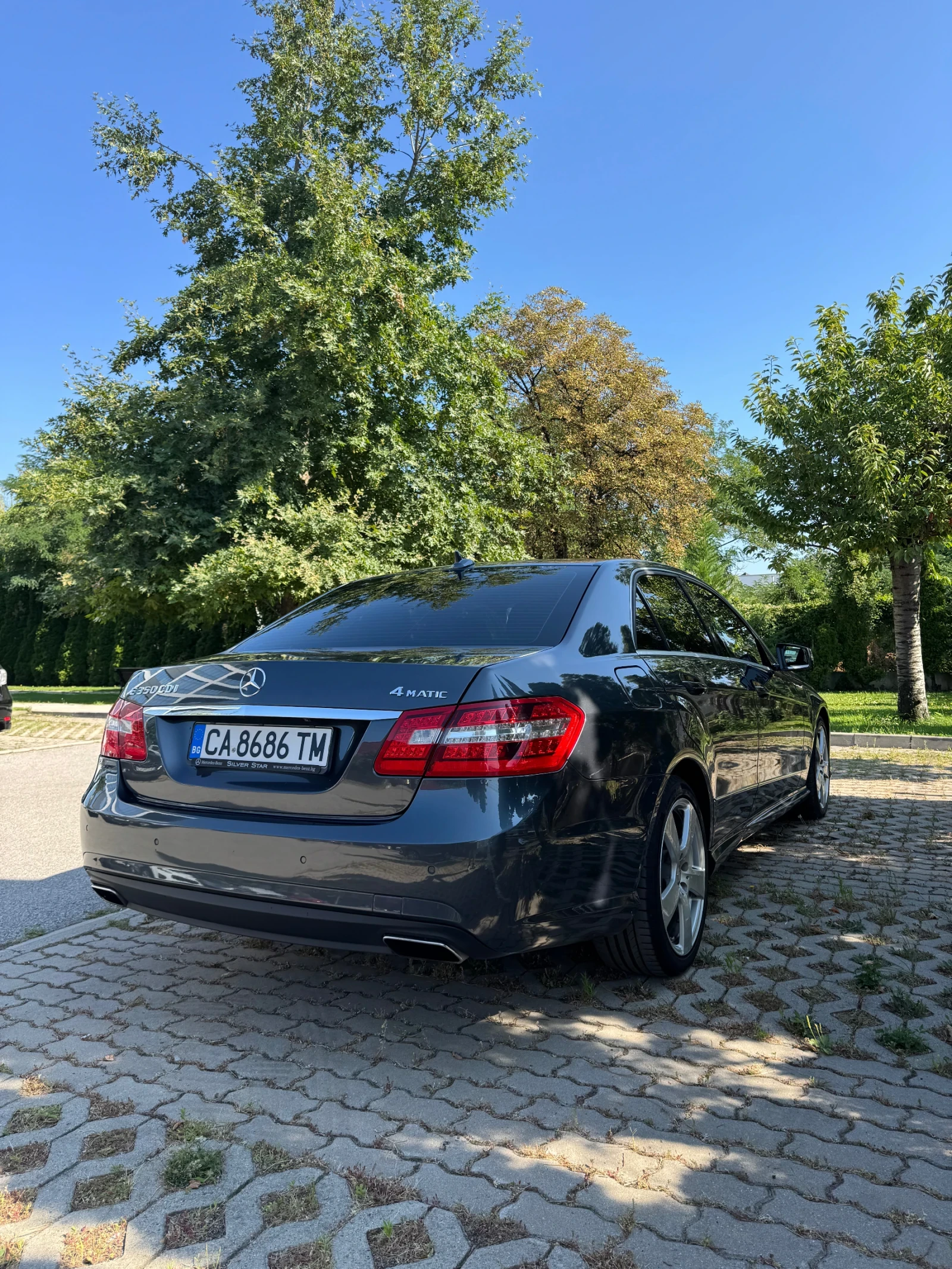 Mercedes-Benz E 350 AMG Pack, снимка 4 - Автомобили и джипове - 55623218