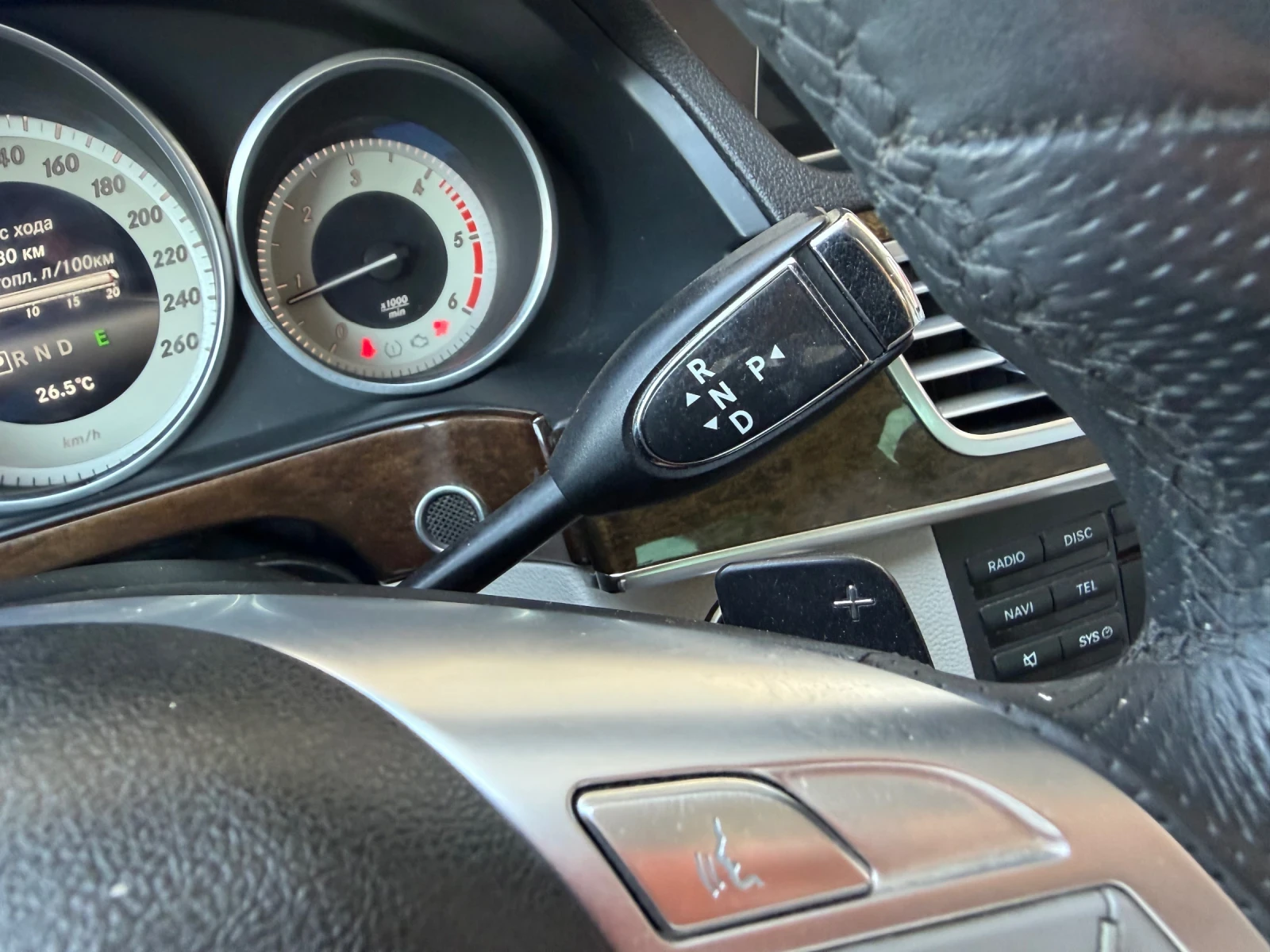 Mercedes-Benz E 220 E63S* AMG* 7G* FACE* NAVI* LED, снимка 14 - Автомобили и джипове - 55750841