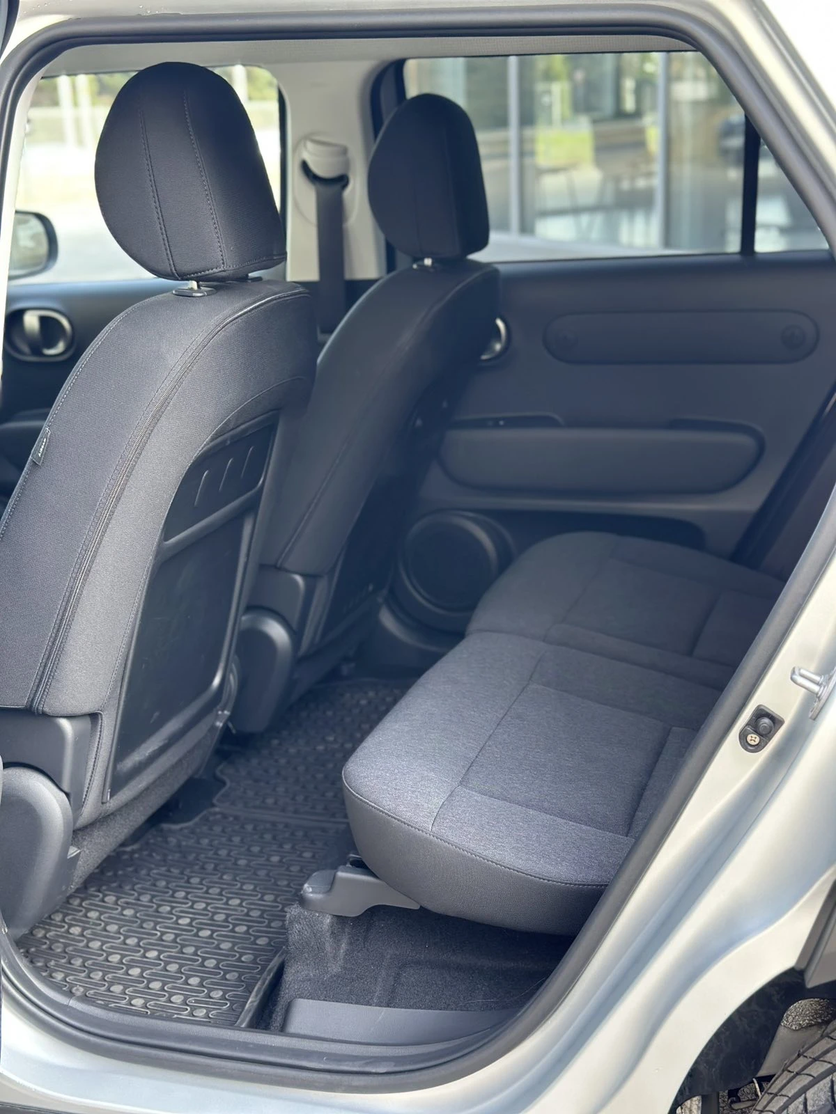 Hyundai Inster Premium EV, снимка 7 - Автомобили и джипове - 55801772