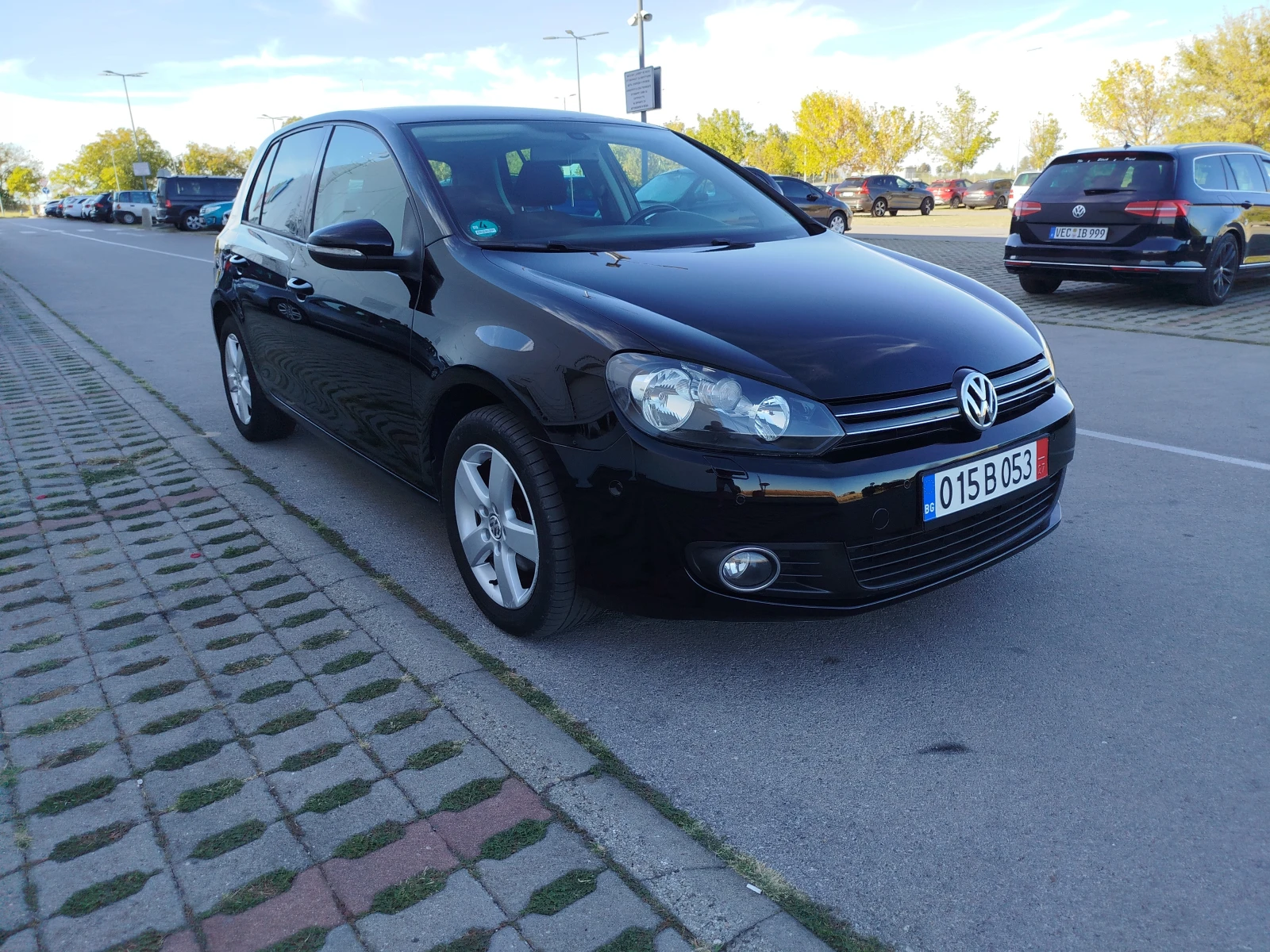 VW Golf 1.2TSI-105кс.TEAM, снимка 7 - Автомобили и джипове - 56010686
