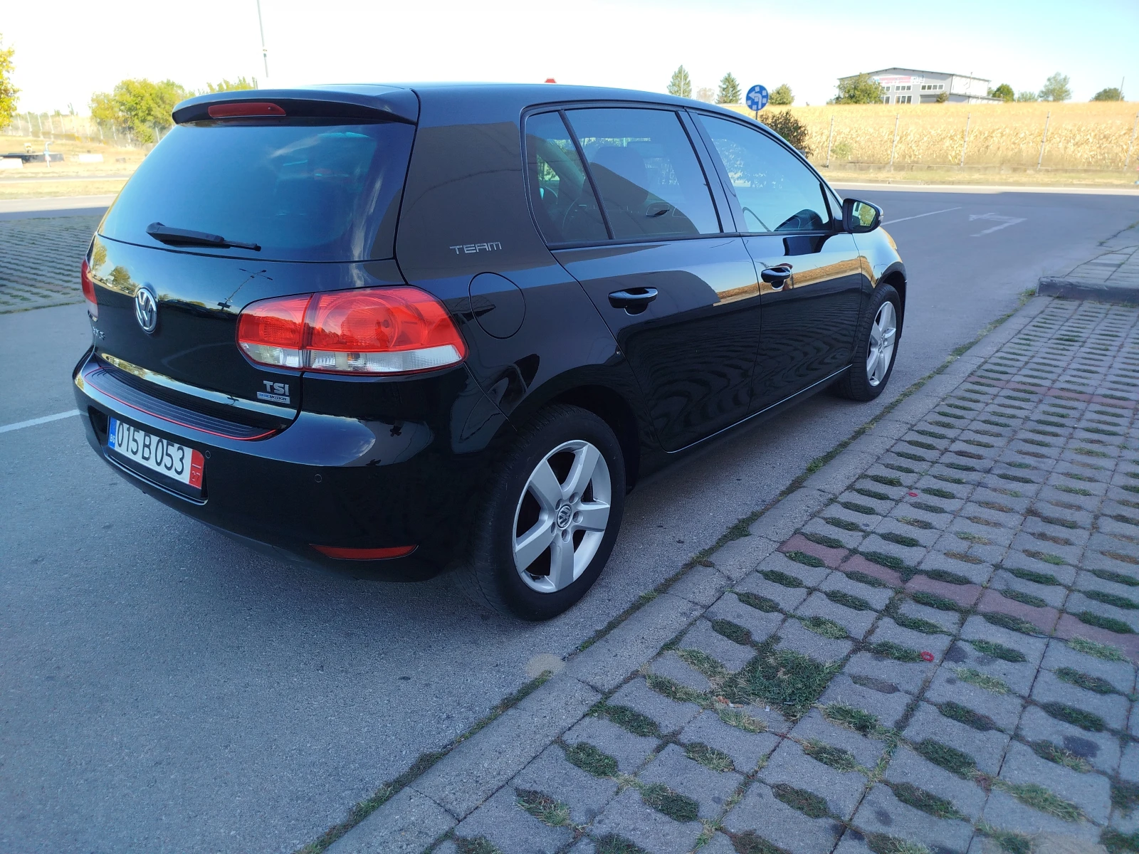 VW Golf 1.2TSI-105кс.TEAM, снимка 5 - Автомобили и джипове - 56010686