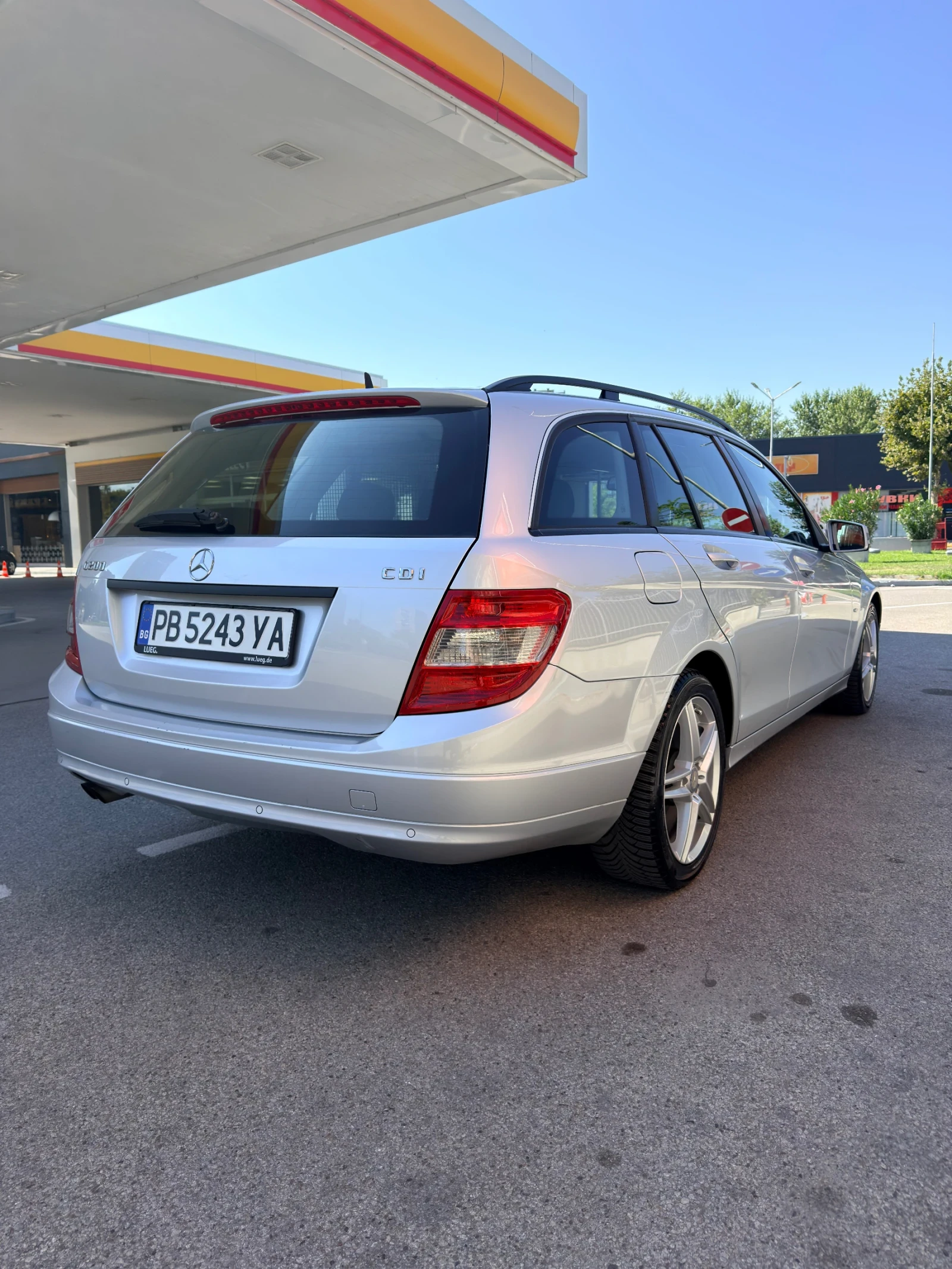 Mercedes-Benz C 200, снимка 8 - Автомобили и джипове - 56154528