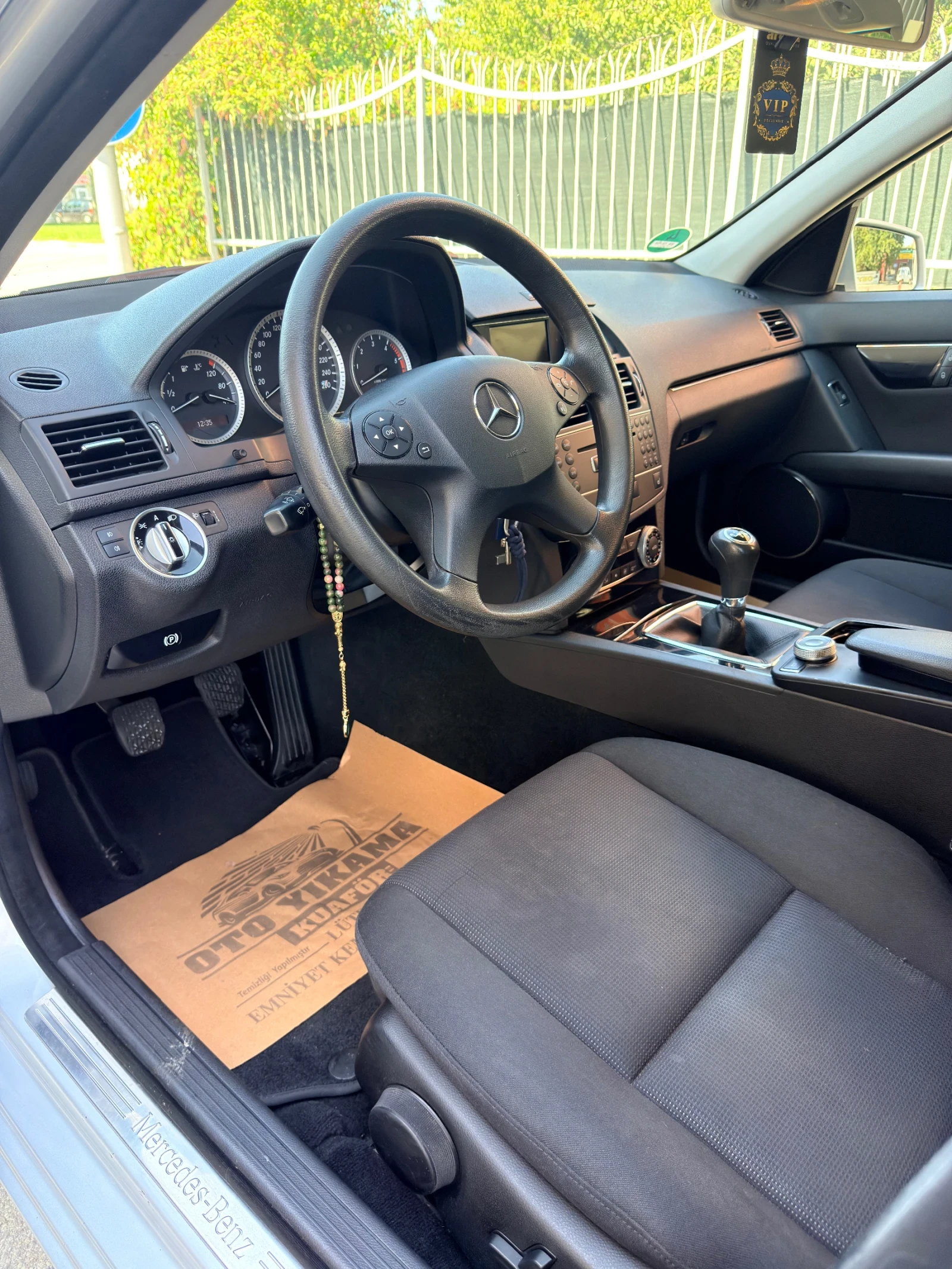 Mercedes-Benz C 200, снимка 10 - Автомобили и джипове - 56154528