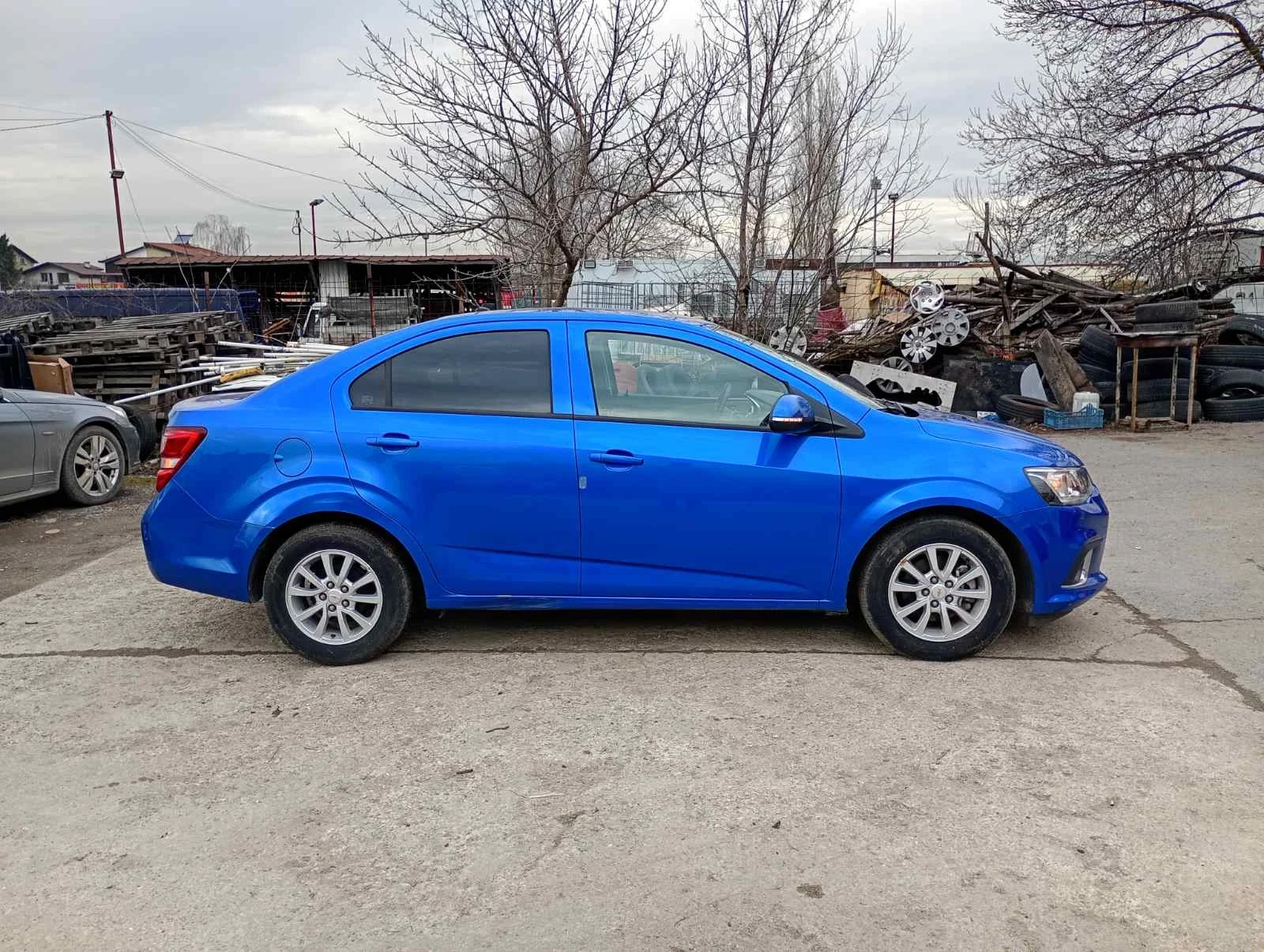 Chevrolet Aveo, снимка 6 - Автомобили и джипове - 56433109