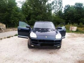 Porsche Cayenne 4.5 V8 1