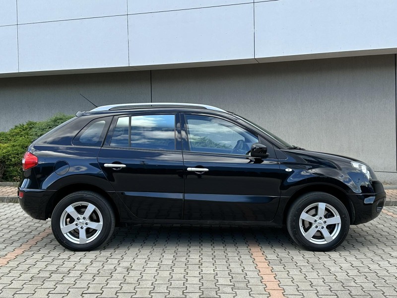 Renault Koleos 2.5 i* 4X4*  ШВЕЙЦАРИЯ, снимка 8 - Автомобили и джипове - 45477698
