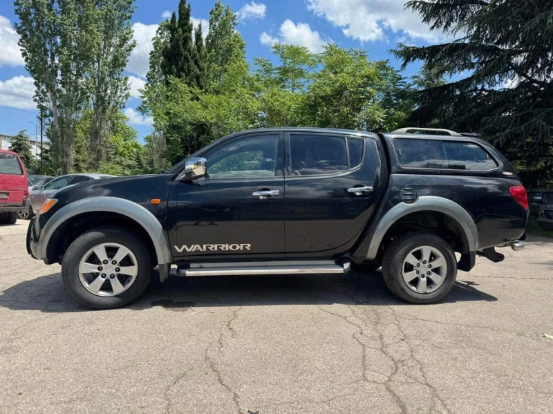 Mitsubishi L200, снимка 3 - Автомобили и джипове - 47412592