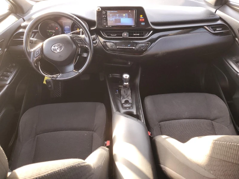 Toyota C-HR XLE, снимка 8 - Автомобили и джипове - 48710940