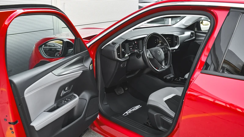 Opel Mokka 1.2 Turbo Elegance Automatic, снимка 8 - Автомобили и джипове - 51590716