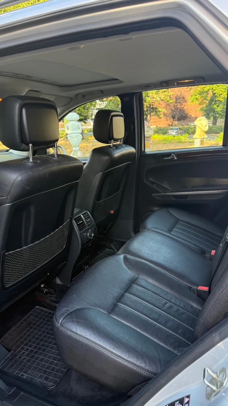 Mercedes-Benz ML 350 4matic, снимка 6 - Автомобили и джипове - 52367444