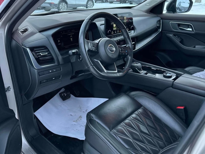 Nissan Rogue * Platinum * CARFAX * ПОДГРЕВИ * КАМЕРА * PANO, снимка 5 - Автомобили и джипове - 53304947