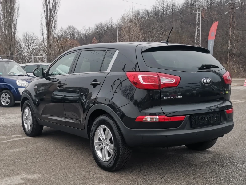 Kia Sportage 1.6i FceLift Navi EURO5, снимка 3 - Автомобили и джипове - 53490818
