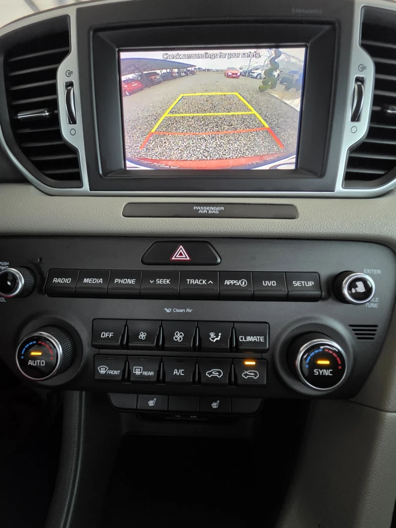 Kia Sportage, снимка 9 - Автомобили и джипове - 53578402