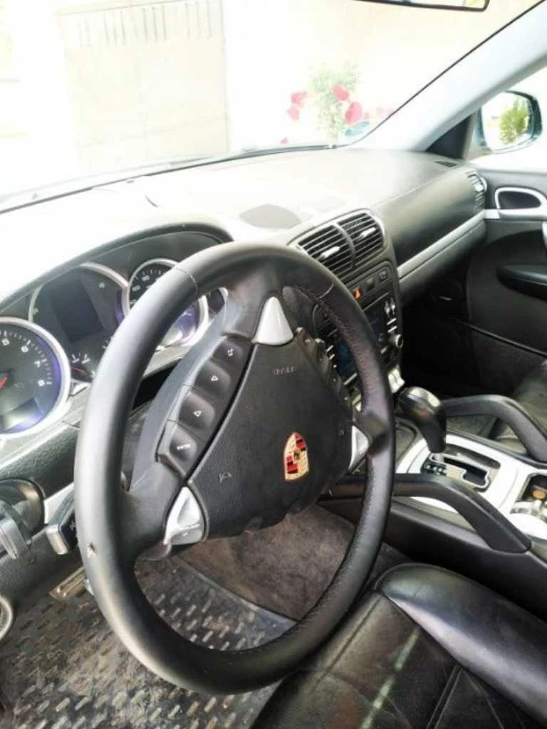 Porsche Cayenne 4.5 V8, снимка 7 - Автомобили и джипове - 29275557