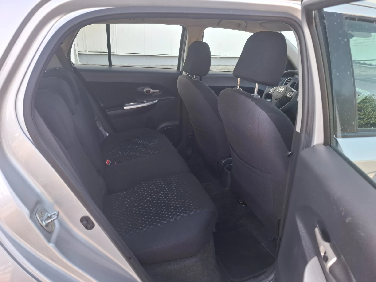 Toyota Urban Cruiser 1.4D4D 4x4 - изображение 9
