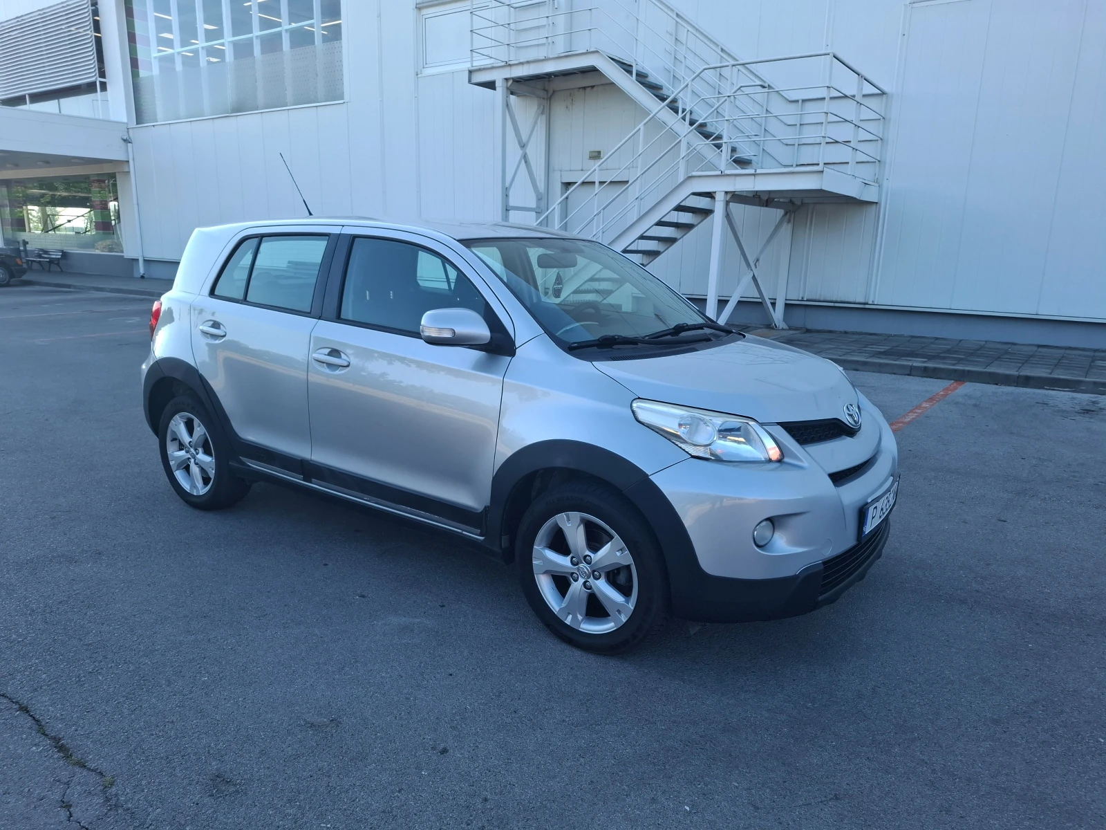 Toyota Urban Cruiser 1.4D4D 4x4 - изображение 2