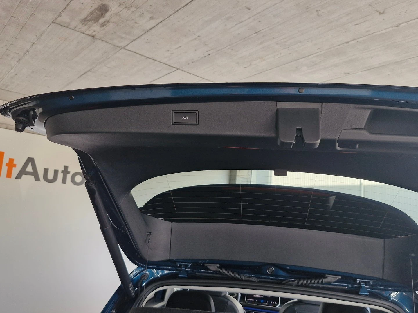 VW Tiguan Elegance 2.0 TDI SCR 4MOTION DSG | Mobile.bg � ����������� 11