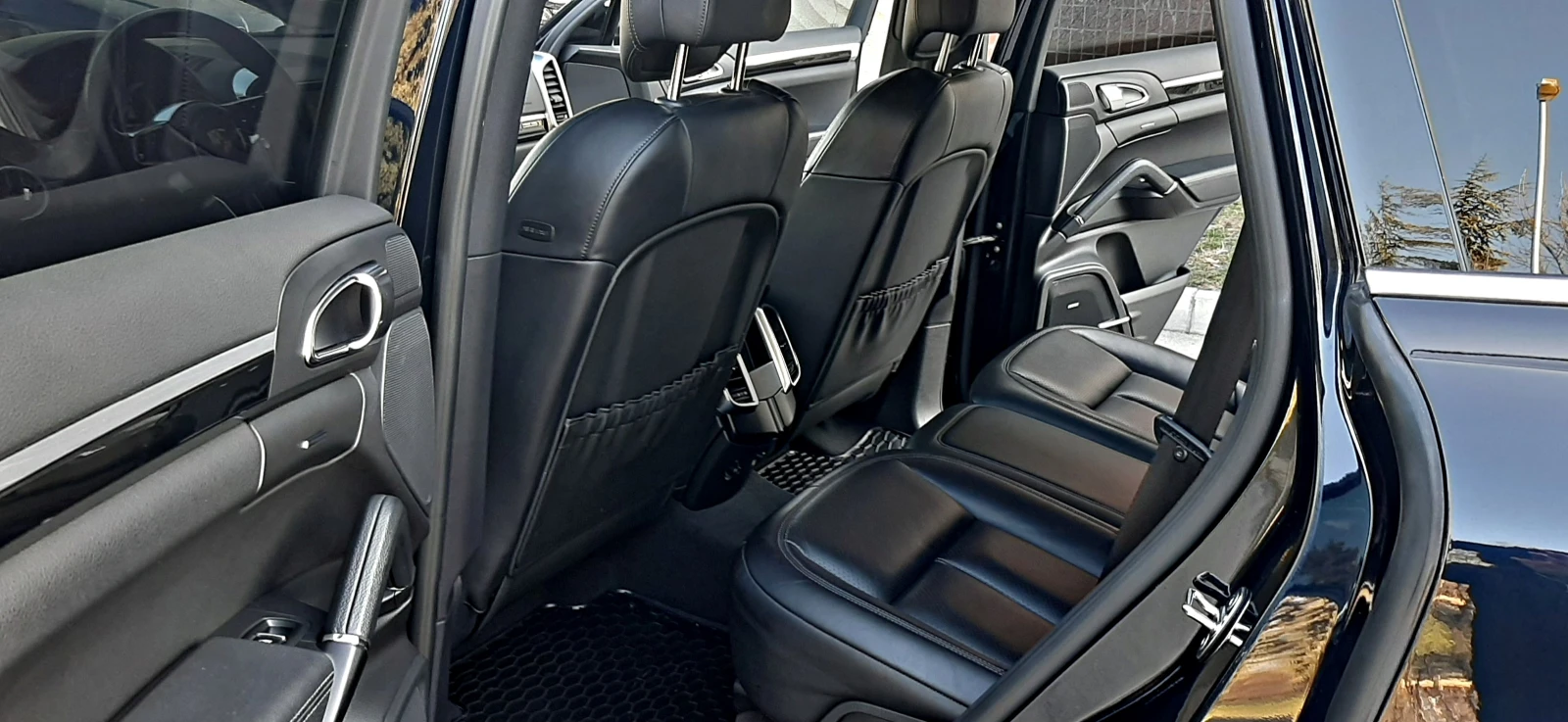 Porsche Cayenne 3.0D/265к.с/103000км/Отлично състояние/, снимка 10 - Автомобили и джипове - 53935547