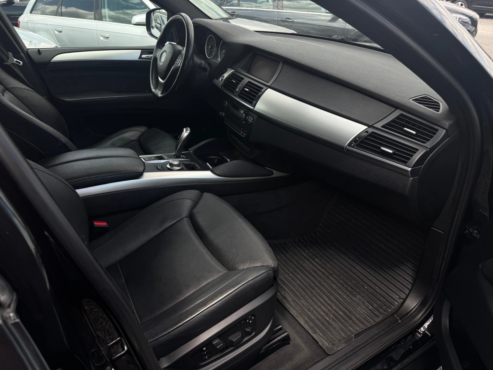 BMW X6 3.5I, снимка 10 - Автомобили и джипове - 54253029